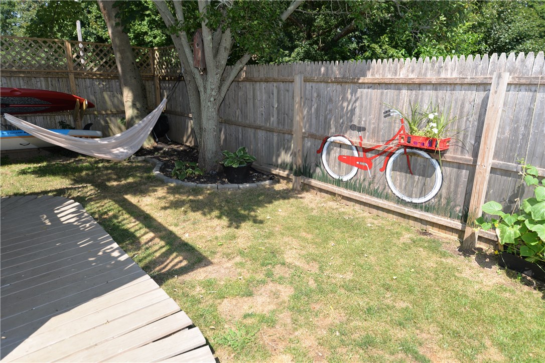 56 John Street Westerly, RI 02891 - Photo 20 of 38