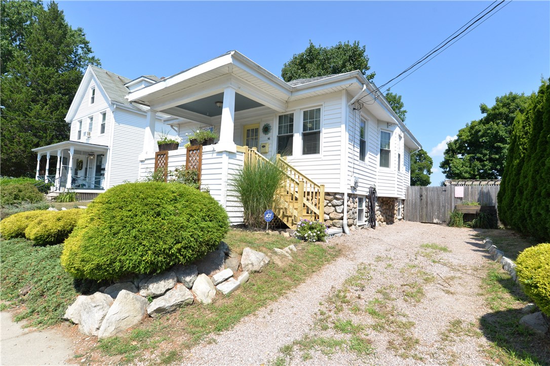 56 John Street Westerly, RI 02891 - Photo 2 of 38