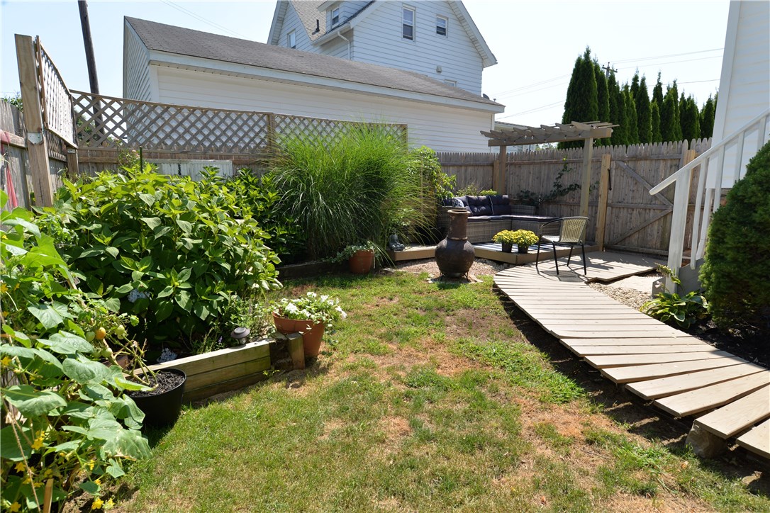 56 John Street Westerly, RI 02891 - Photo 22 of 38
