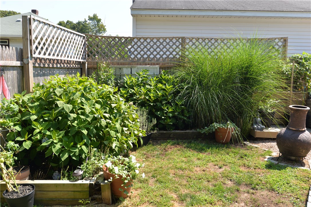 56 John Street Westerly, RI 02891 - Photo 24 of 38