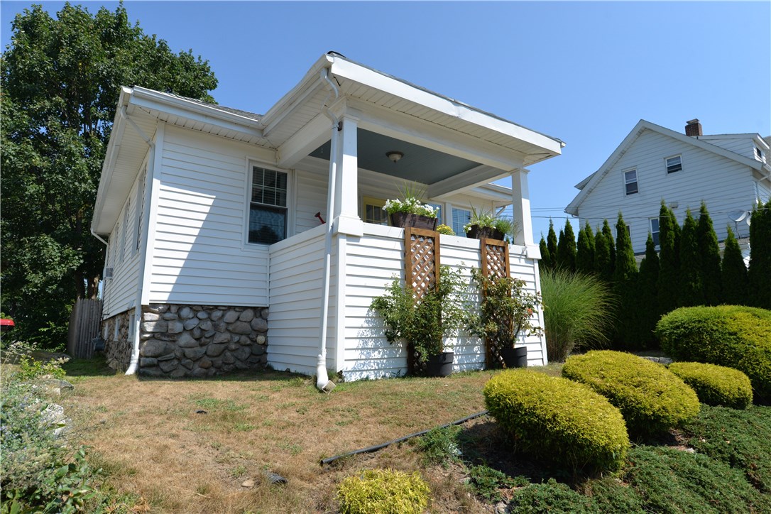 56 John Street Westerly, RI 02891 - Photo 34 of 38