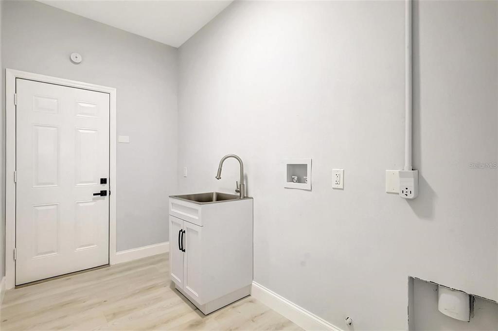 11019 Pine Lilly Place Lakewood Ranch, FL 34202 - Photo 27 of 34