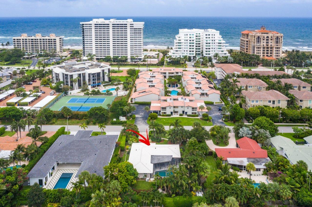 2201 Banyan Road Boca Raton, FL 33432 - Photo 2 of 10 008-2201BanyanRoad-BocaRaton-FL-33432-SM