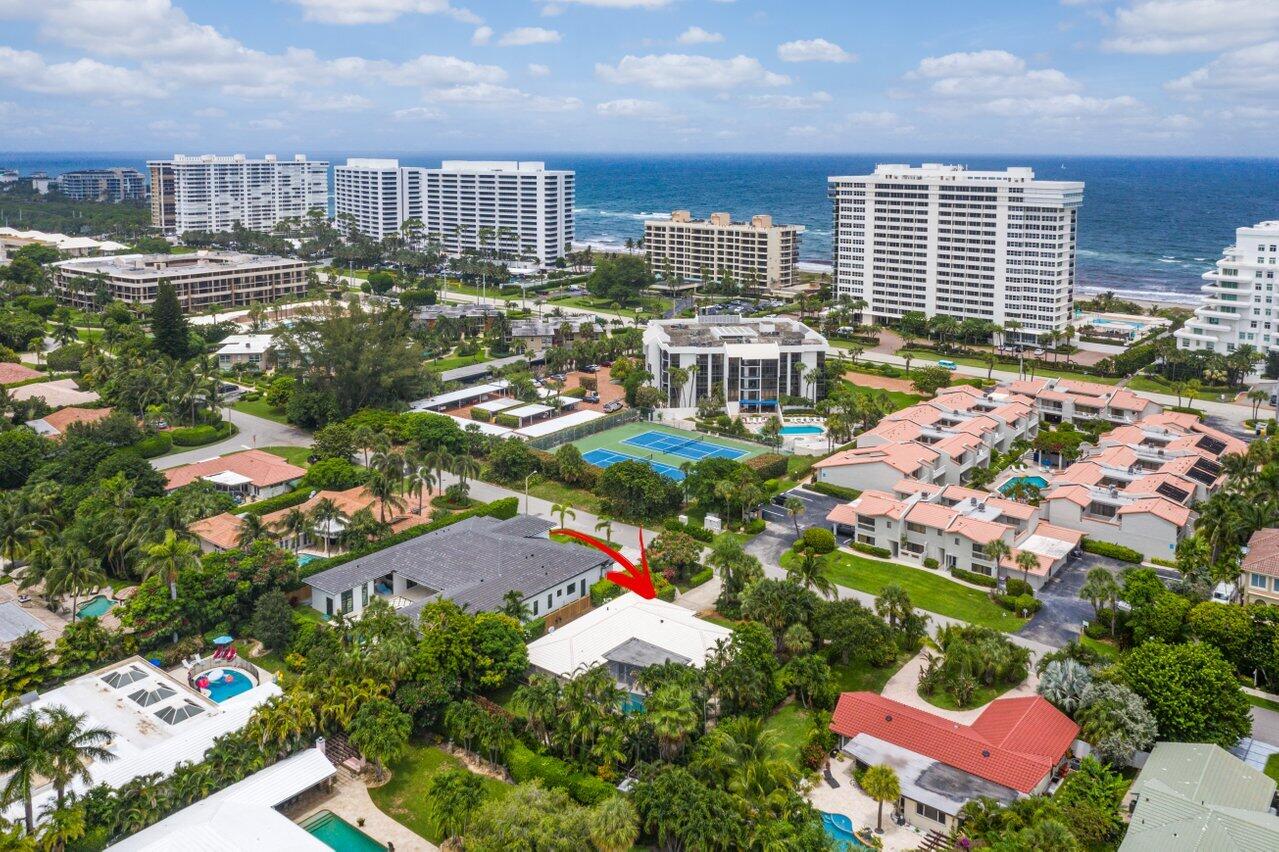 2201 Banyan Road Boca Raton, FL 33432 - Photo 9 of 10 010-2201BanyanRoad-BocaRaton-FL-33432-SM