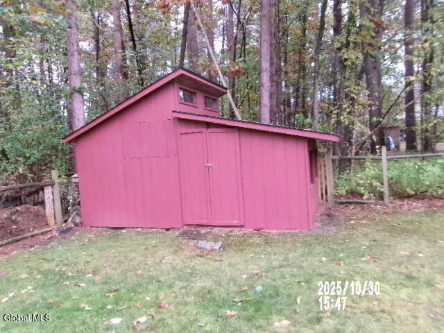 $369,900 | 131 Thimbleberry Road, Malta, NY 12020