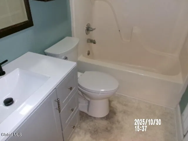 $369,900 | 131 Thimbleberry Road, Malta, NY 12020