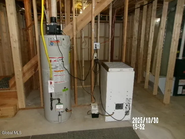 $369,900 | 131 Thimbleberry Road, Malta, NY 12020