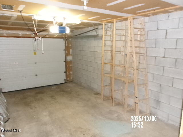 131 Thimbleberry Road Malta, NY 12020 - Photo 52 of 53 110_3833