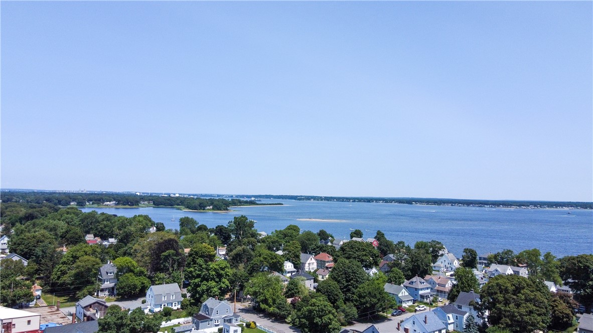 16 Jennison Road Warwick, RI 02889 - Photo 10 of 38 Gallery Image 10