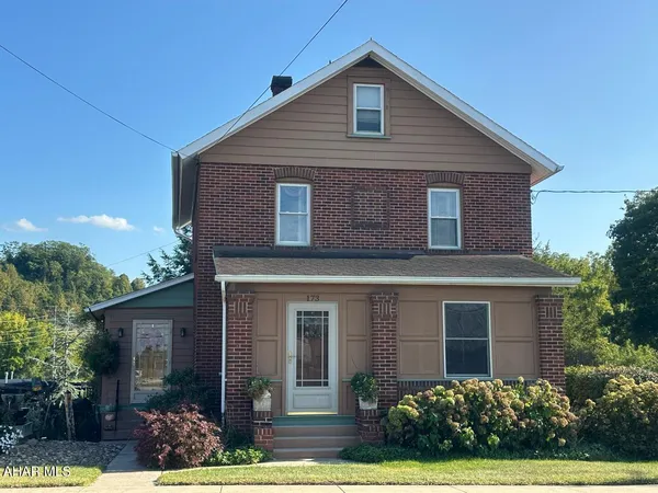 $1,500,000 | 173 South Montgomery Street, Hollidaysburg, PA 16648