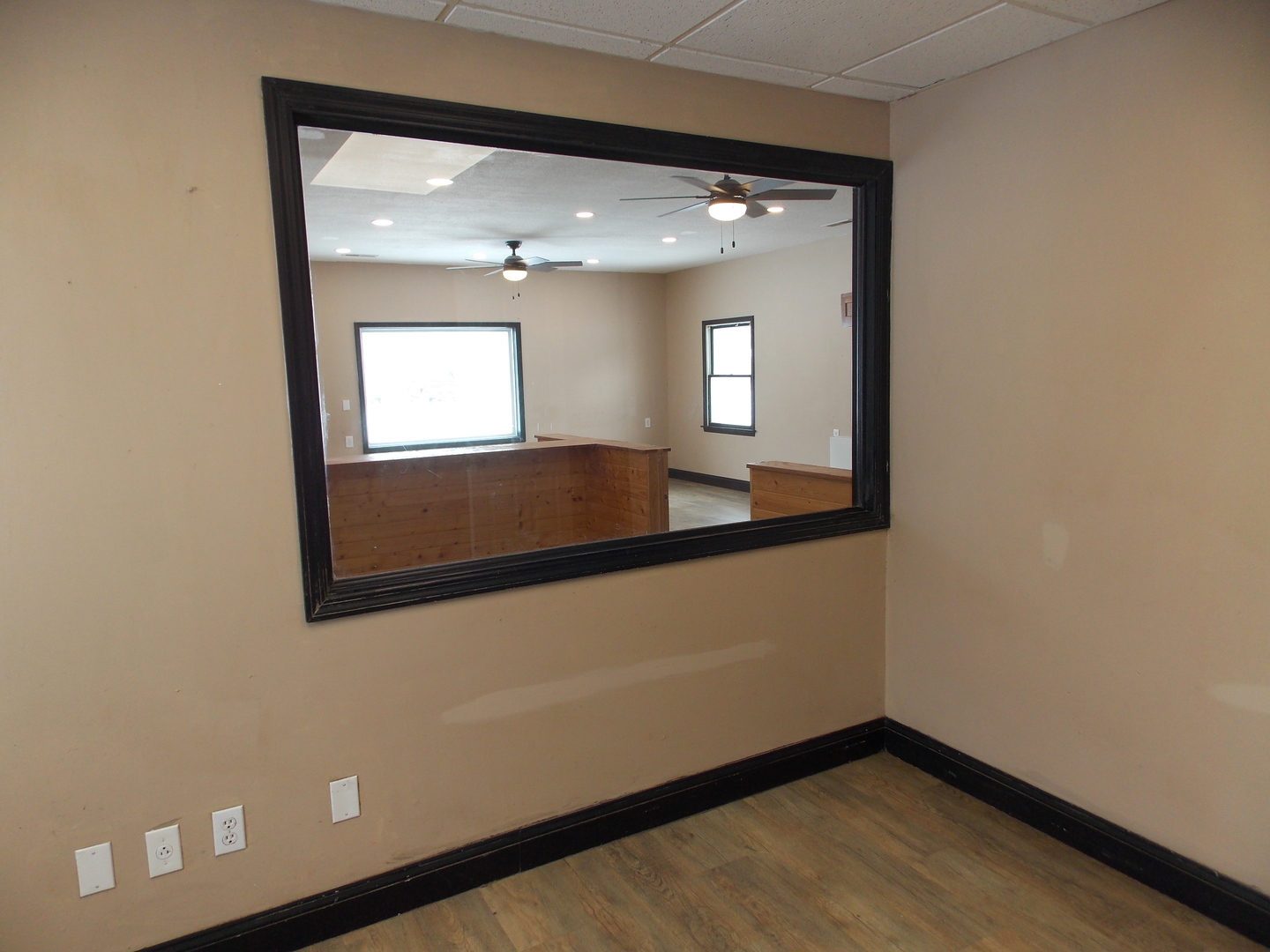 303 West Poplar Street Odin, IL 62870 - Photo 16 of 20 a view of empty room with window