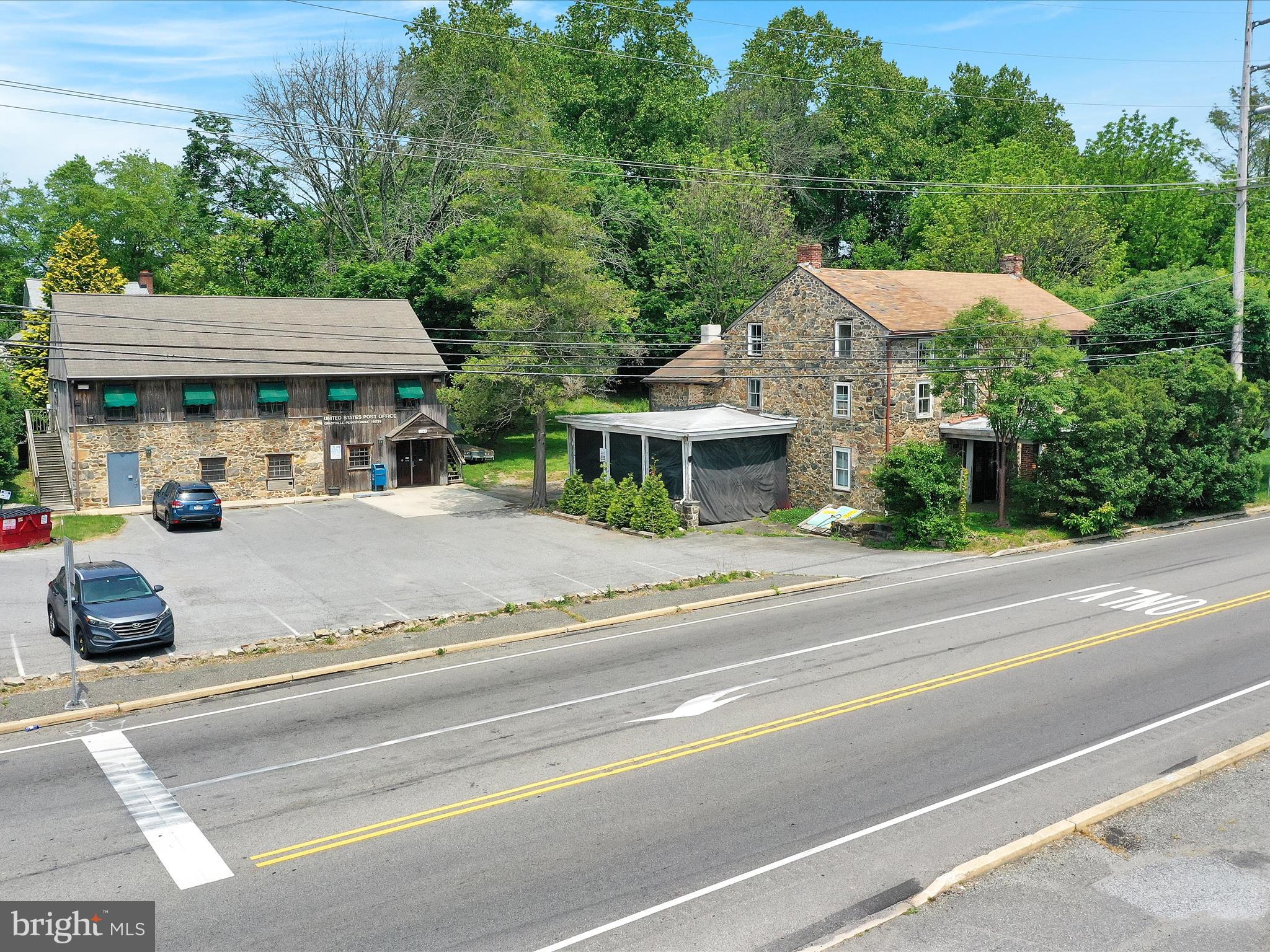 1345 Middletown Road Glen Mills, PA 19342 - Photo 2 of 69 Post Office + 3 Story Detached 1700's "Inn" on 5