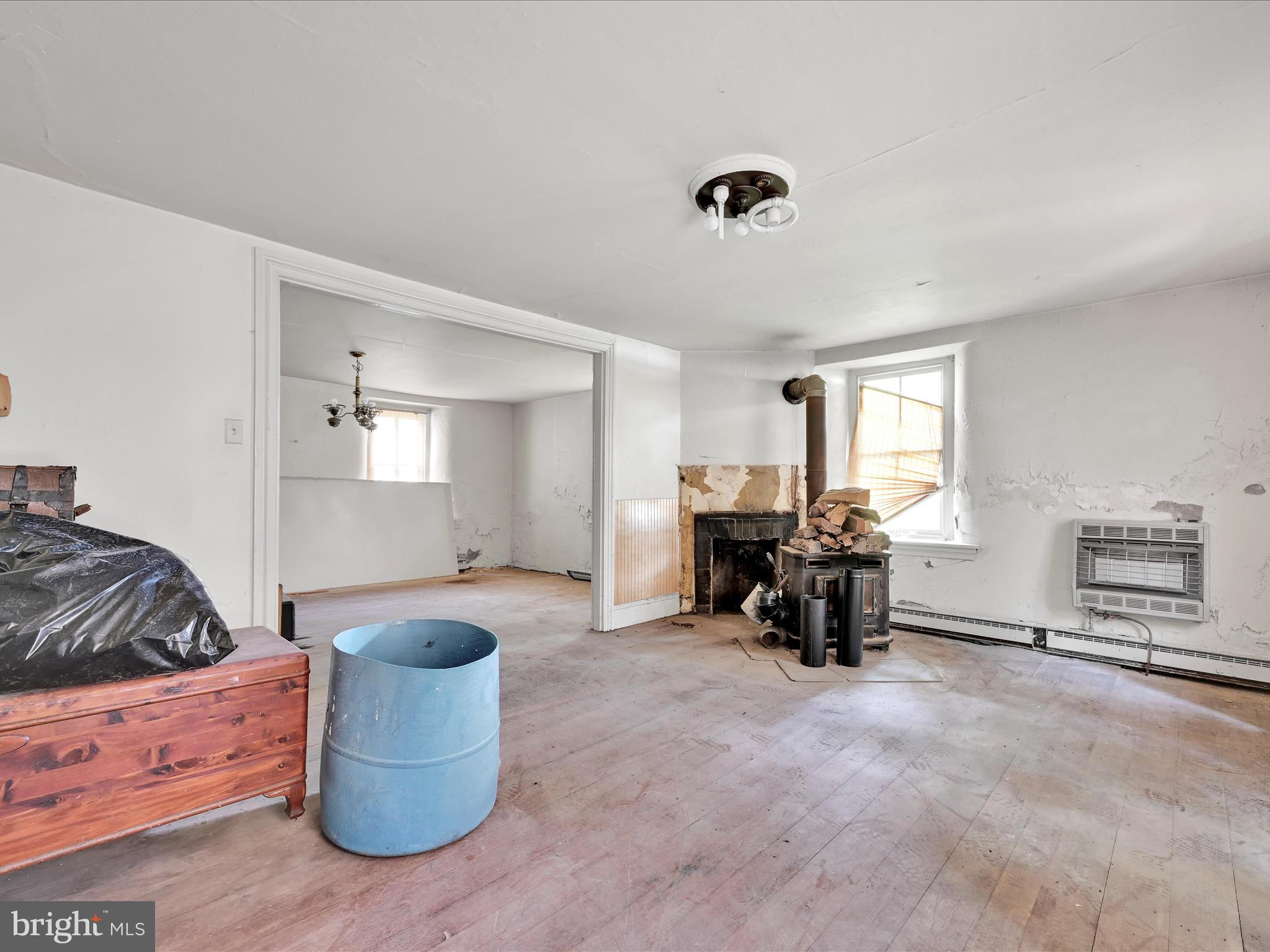 1345 Middletown Road Glen Mills, PA 19342 - Photo 27 of 69 Living Room