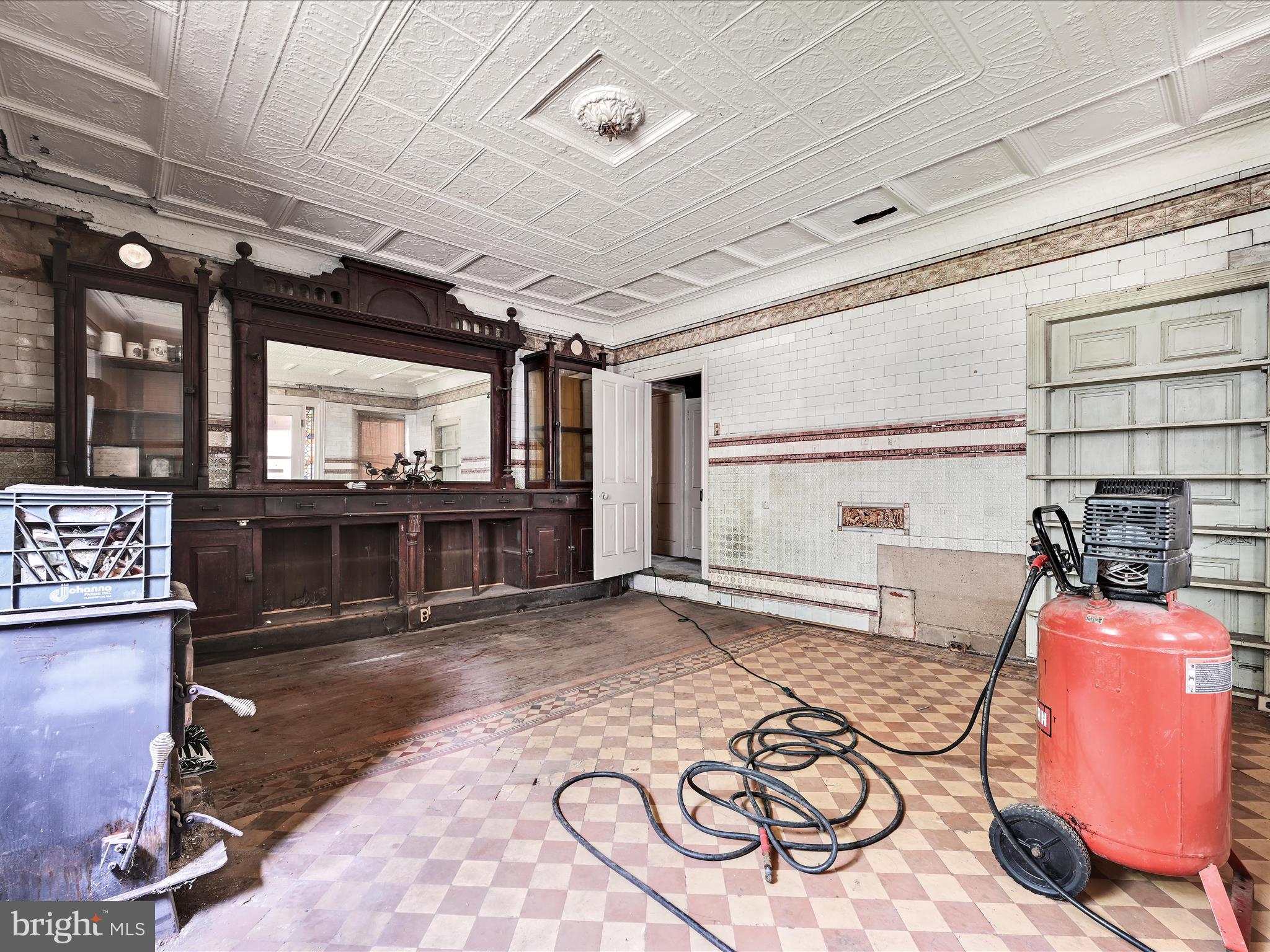 1345 Middletown Road Glen Mills, PA 19342 - Photo 33 of 69 Former Parlor