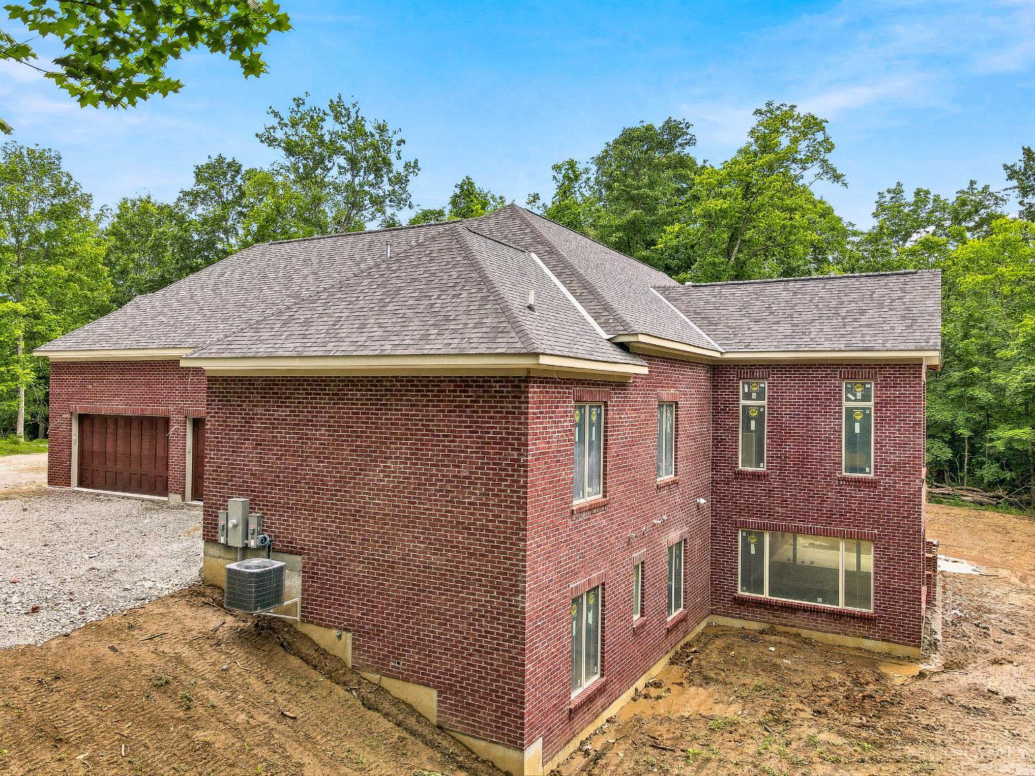 568 Locust Run Road Cincinnati, OH 45245 - Photo 5 of 65