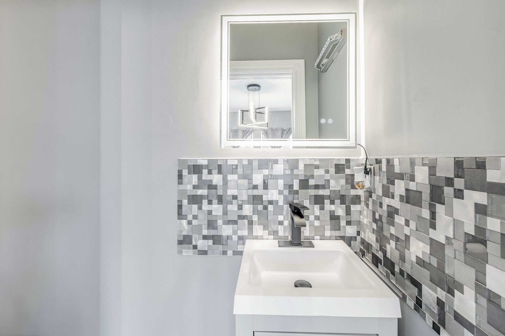 1203 South 4th Avenue Maywood, IL 60153 - Photo 7 of 35