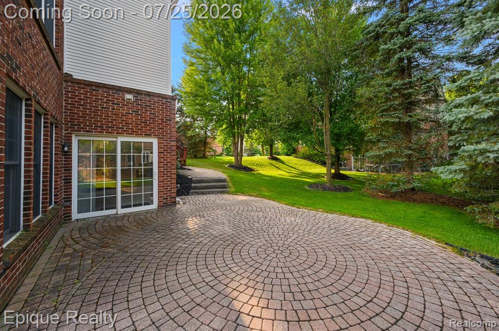 1909 Catlin Drive Rochester, MI 48306 - Photo 13 of 76