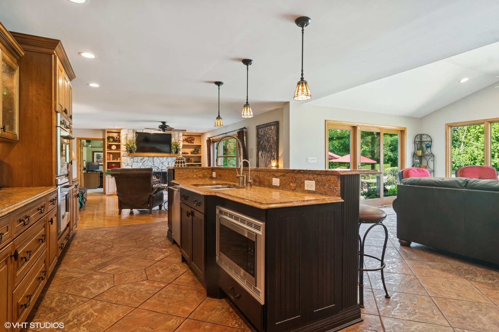 10305 Ridge Lane Huntley, IL 60142 - Photo 14 of 64 Gallery Image 14