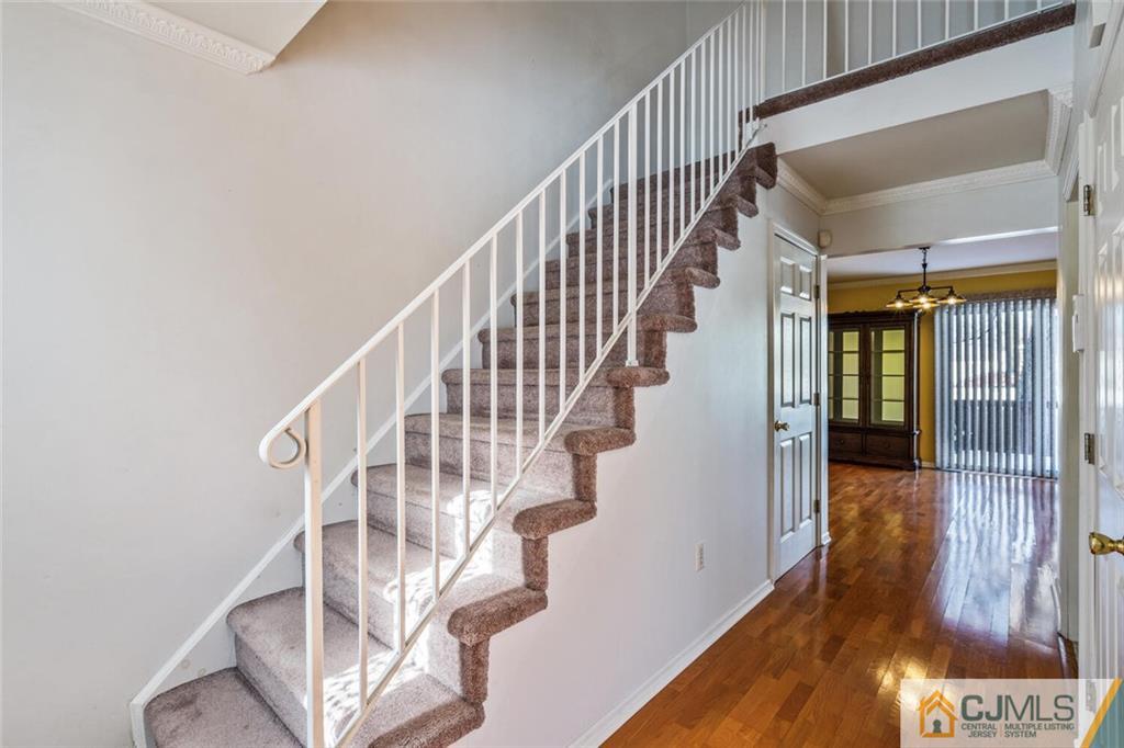 965 Cox Road North Brunswick, NJ 08902 - Photo 11 of 27 Gallery Image 11