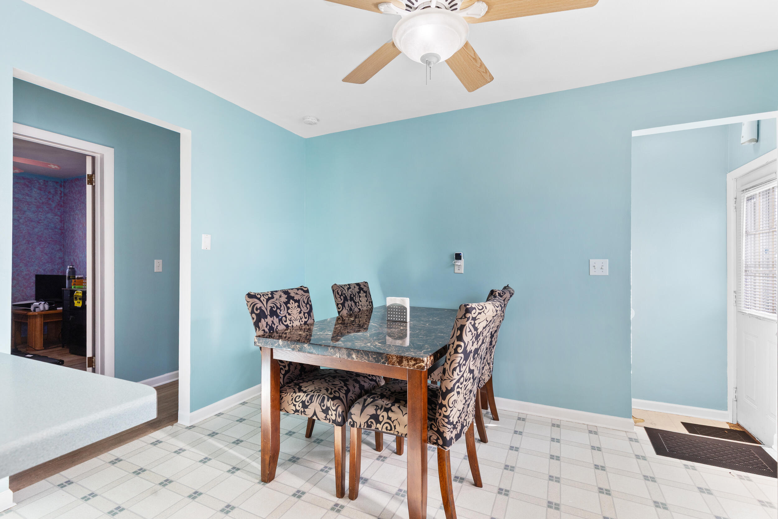 2401 Russet Street Racine, WI 53405 - Photo 11 of 27 photo nov 27 2025, 10 27 50 pm