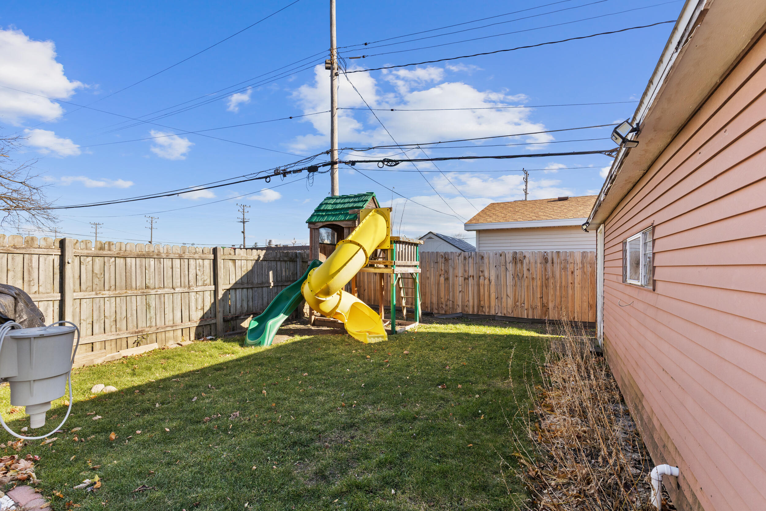 2401 Russet Street Racine, WI 53405 - Photo 27 of 27 photo nov 27 2025, 10 42 51 pm