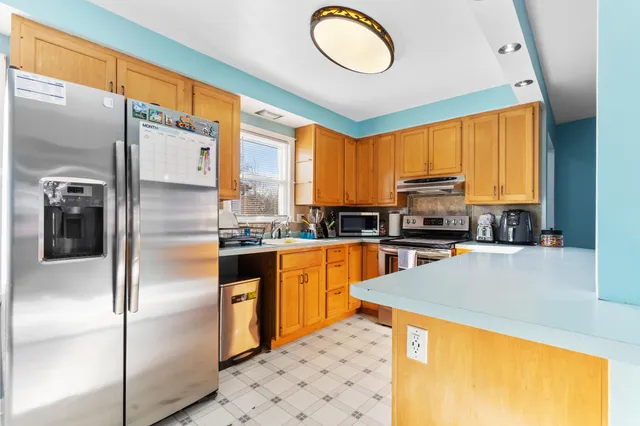 $235,000 | 2401 Russet Street, Racine, WI 53405