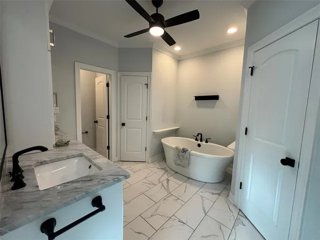 $2,500 | 522 Long Acre Drive, Bossier City, LA 71111