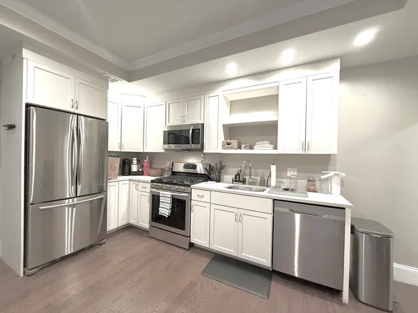 $2,200 | 371 Main Street, Unit 7, Woburn, MA 01801