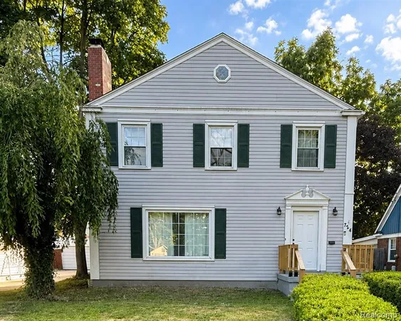 $215,000 | 724 Kensington Avenue, Flint, MI 48503