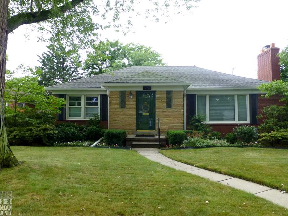 19789 Holiday Road Grosse Pointe Woods, MI 48236 - Photo 1 of 16