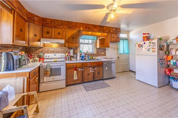 $234,900 | 190 Dixon Boulevard, Uniontown, PA 15401
