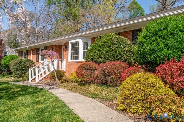 $529,000 | 7710 Brentford Drive, Richmond, VA 23225