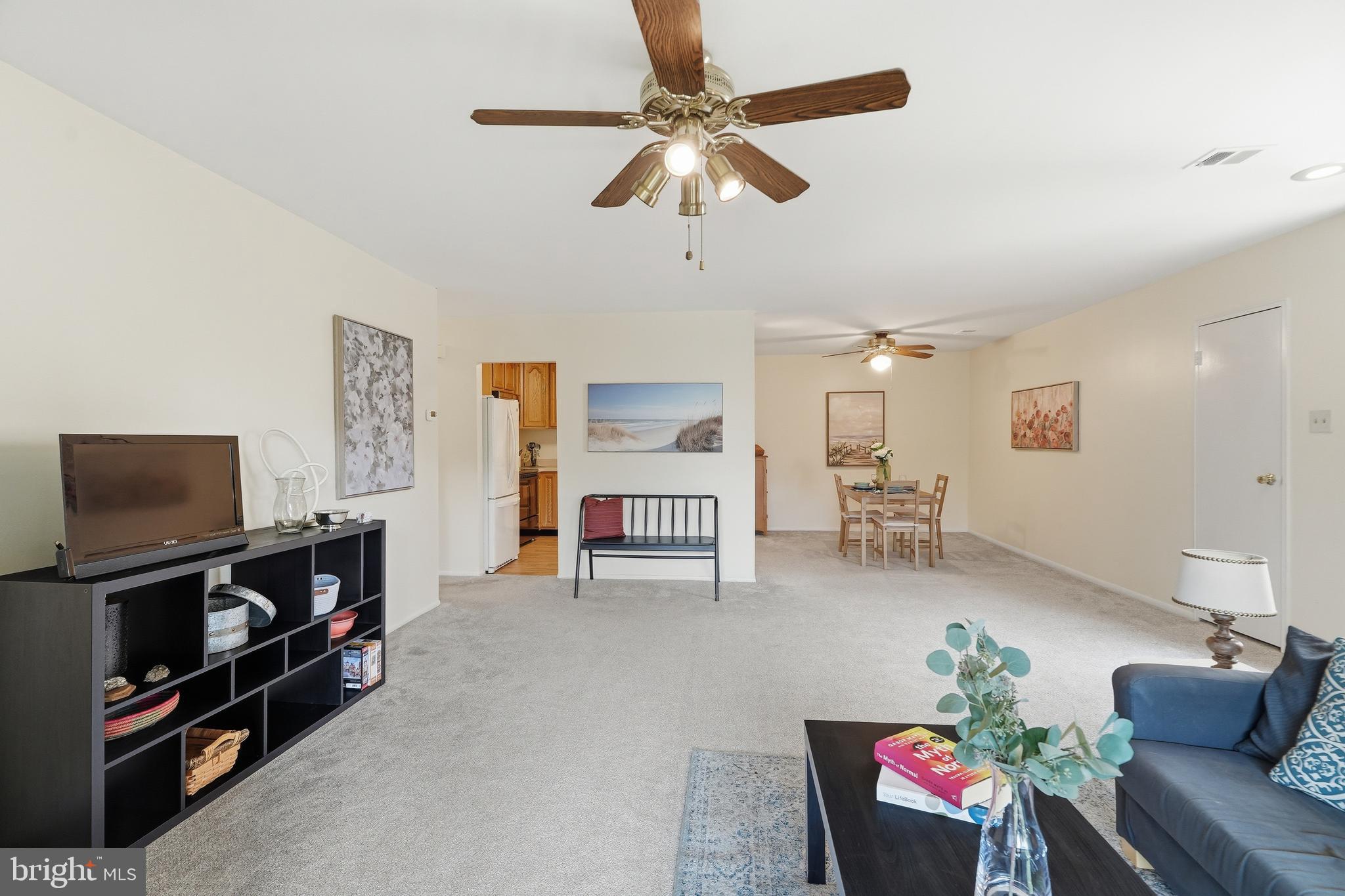 1401 Raintree Lane, Unit 1401 Malvern, PA 19355 - Photo 3 of 26