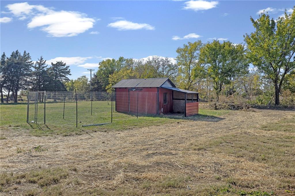 22244 Northwest 1400th Road Garnett, KS 66032 - Photo 34 of 72
