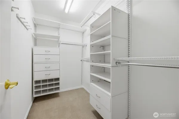 $939,000 | 2000 Village Green Drive, Unit 16, Mill Creek, WA 98012