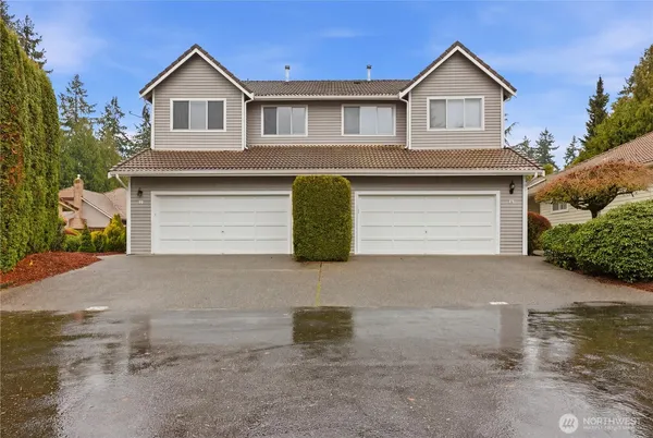 $939,000 | 2000 Village Green Drive, Unit 16, Mill Creek, WA 98012