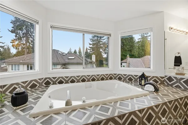$939,000 | 2000 Village Green Drive, Unit 16, Mill Creek, WA 98012