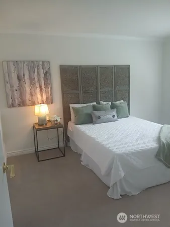 $939,000 | 2000 Village Green Drive, Unit 16, Mill Creek, WA 98012
