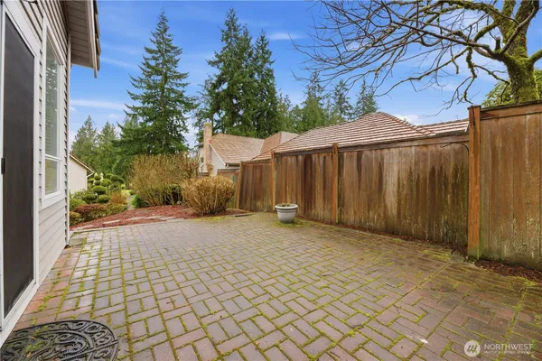 $939,000 | 2000 Village Green Drive, Unit 16, Mill Creek, WA 98012