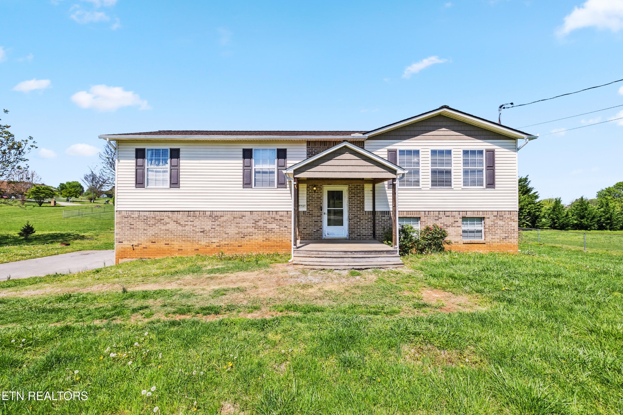 2310 McCleary Road Sevierville, TN 37876 - Photo 1 of 22 Gallery Image 1