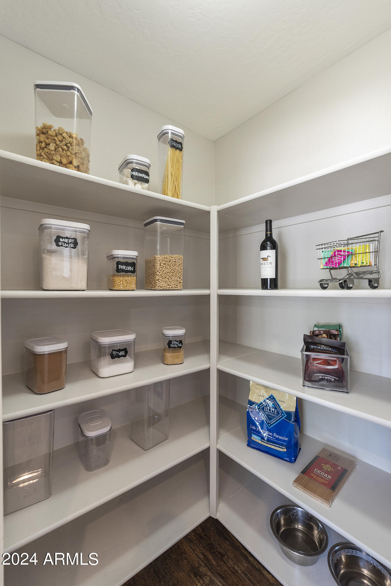 2540 West Tanya Road Phoenix, AZ 85086 - Photo 11 of 42 Pantry