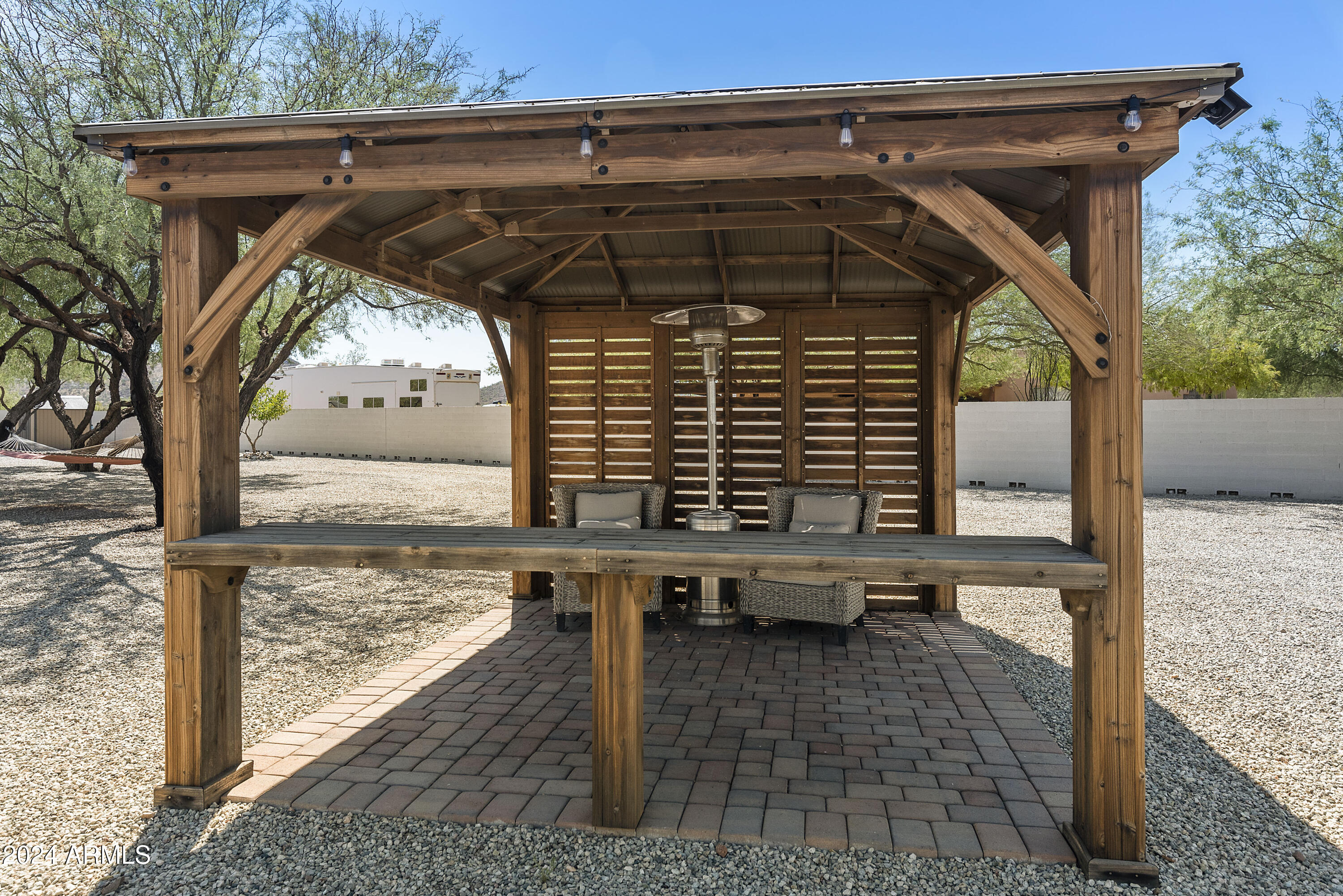 2540 West Tanya Road Phoenix, AZ 85086 - Photo 35 of 42 Covered seating