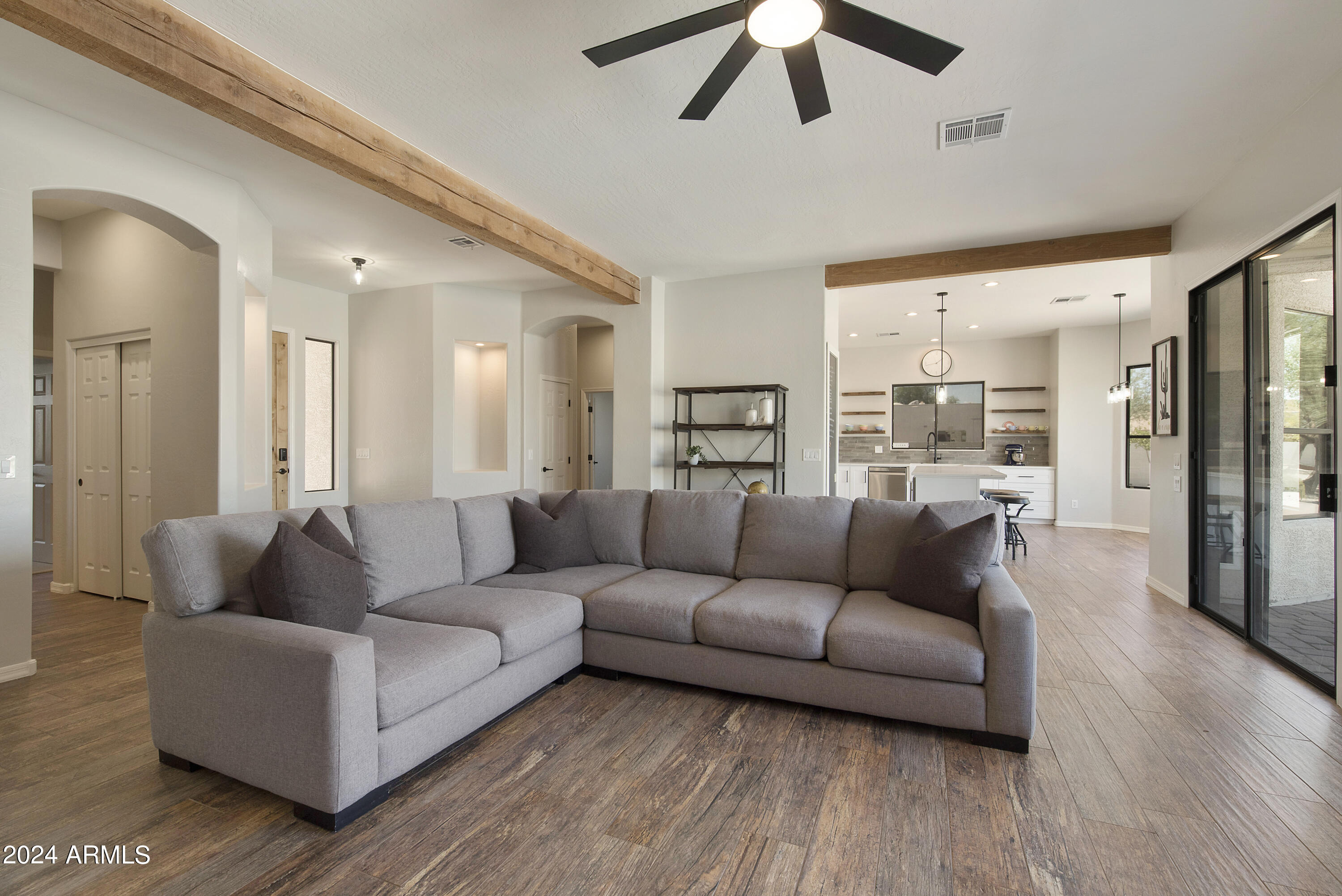 2540 West Tanya Road Phoenix, AZ 85086 - Photo 7 of 42 Family Room