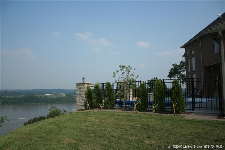 144 Bluff Ridge Road Jeffersonville, IN 47130 - Photo 3 of 32 Gallery Image 3
