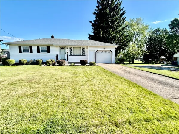 $179,900 | 501 Edison Street, Struthers, OH 44471