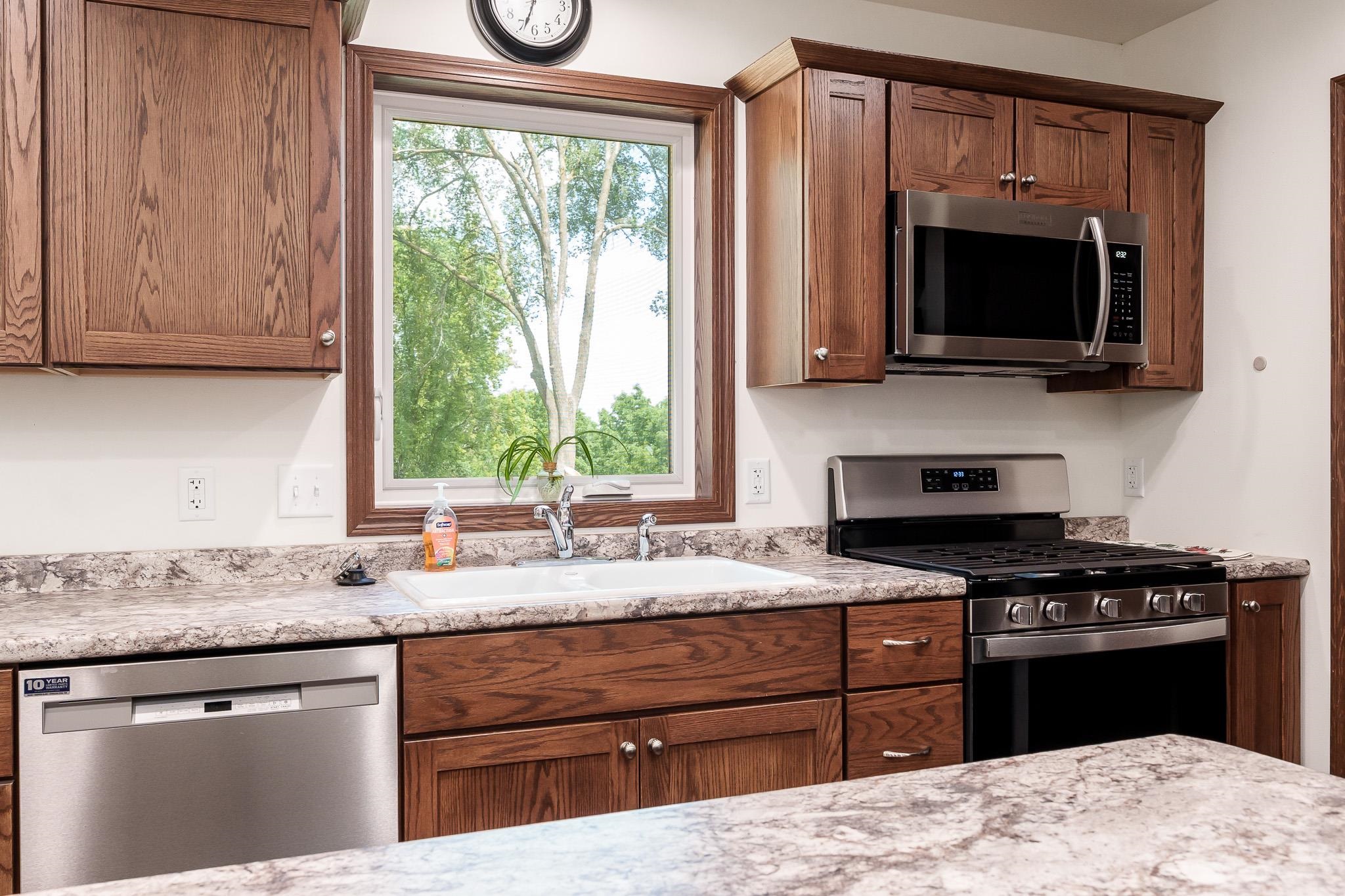 2137 West Creedy Road Beloit, WI 53511 - Photo 45 of 57