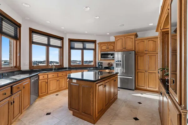 $1,200,000 | 2315 Silveridge Drive, Manitowoc, WI 54220