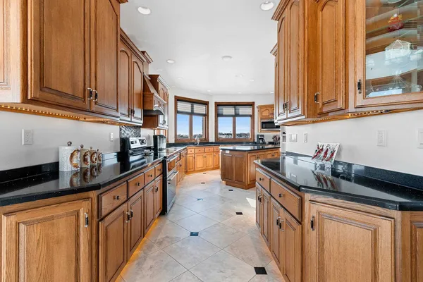 $1,200,000 | 2315 Silveridge Drive, Manitowoc, WI 54220