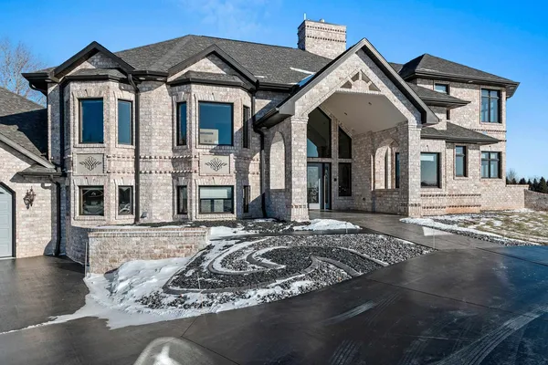 $1,200,000 | 2315 Silveridge Drive, Manitowoc, WI 54220