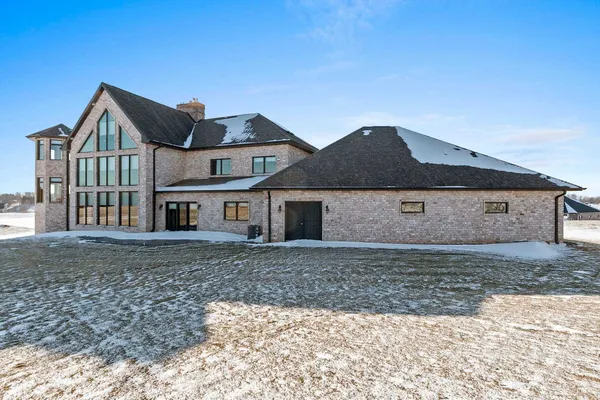 $1,200,000 | 2315 Silveridge Drive, Manitowoc, WI 54220